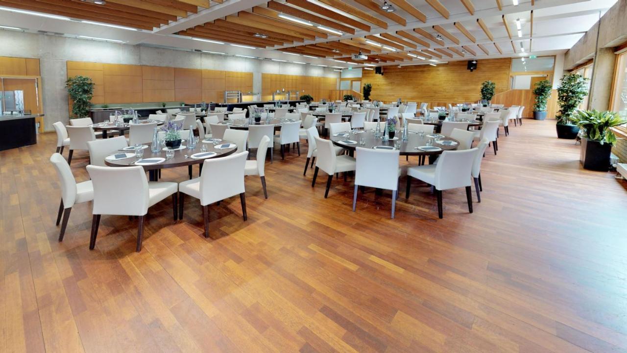 לייסטר College Court Hotel מראה חיצוני תמונה