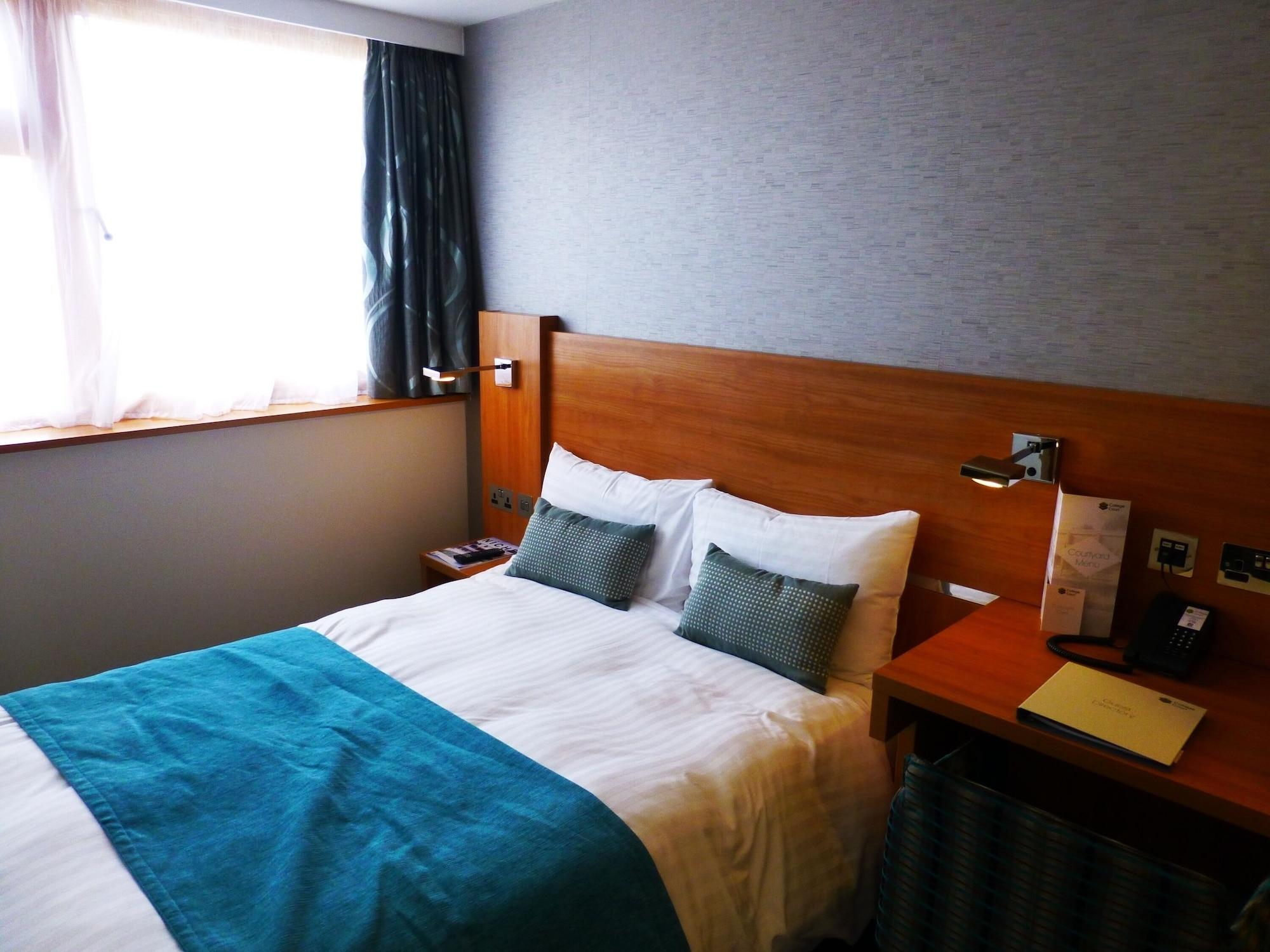 לייסטר College Court Hotel מראה חיצוני תמונה