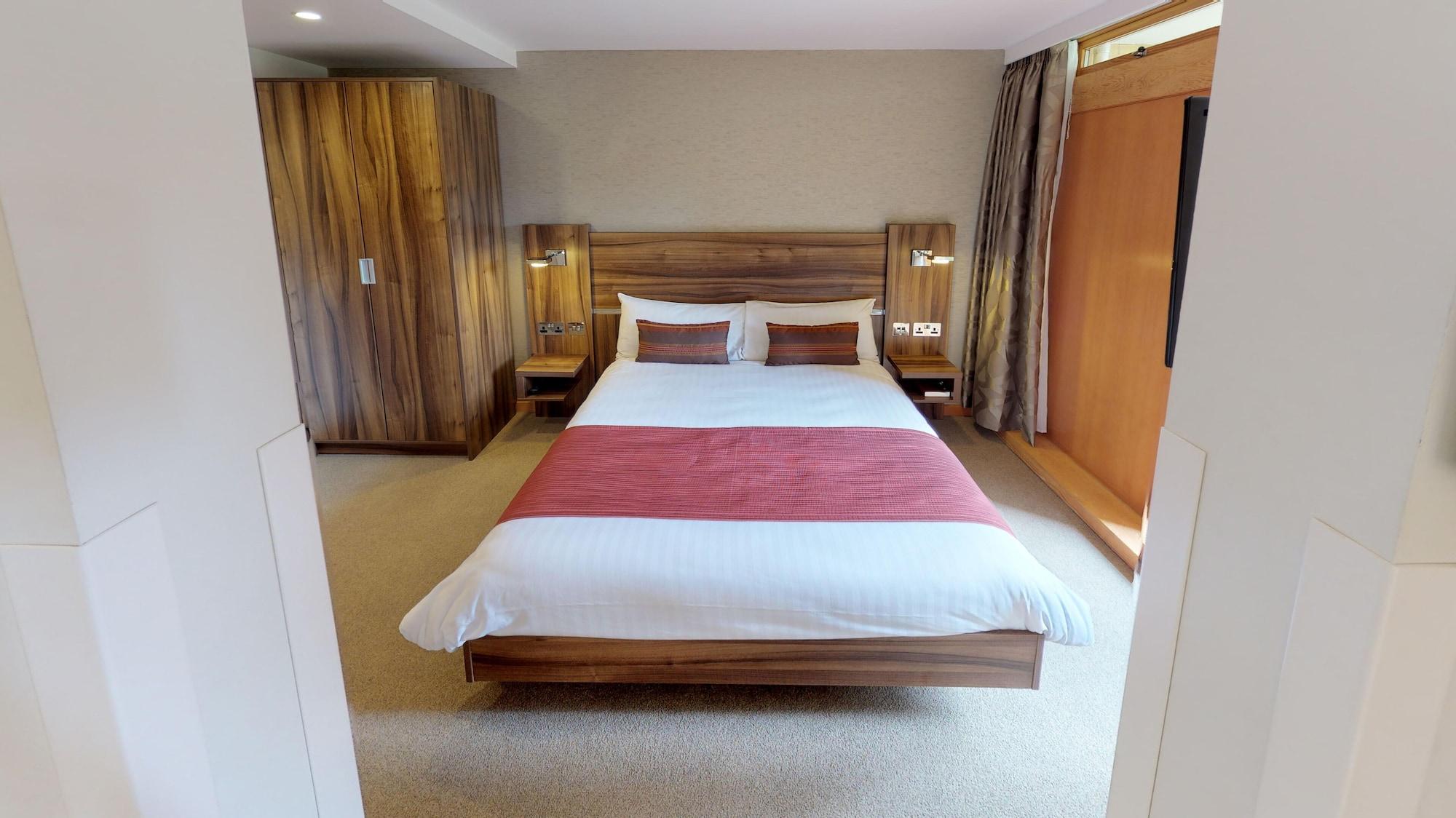 לייסטר College Court Hotel מראה חיצוני תמונה