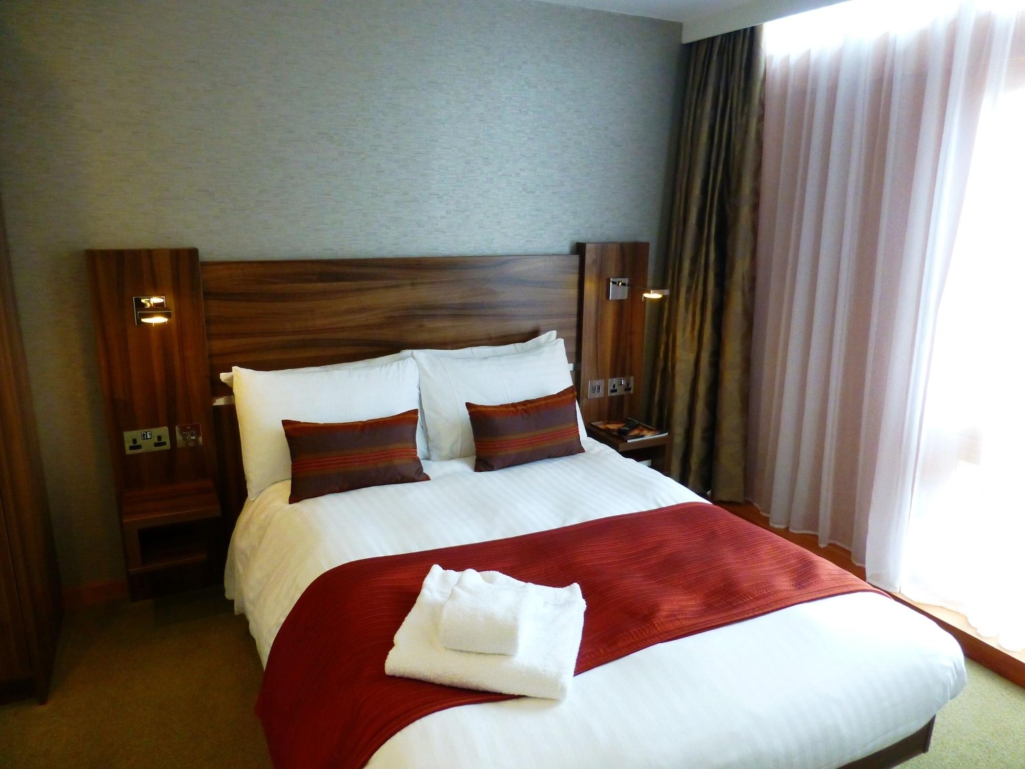 לייסטר College Court Hotel מראה חיצוני תמונה
