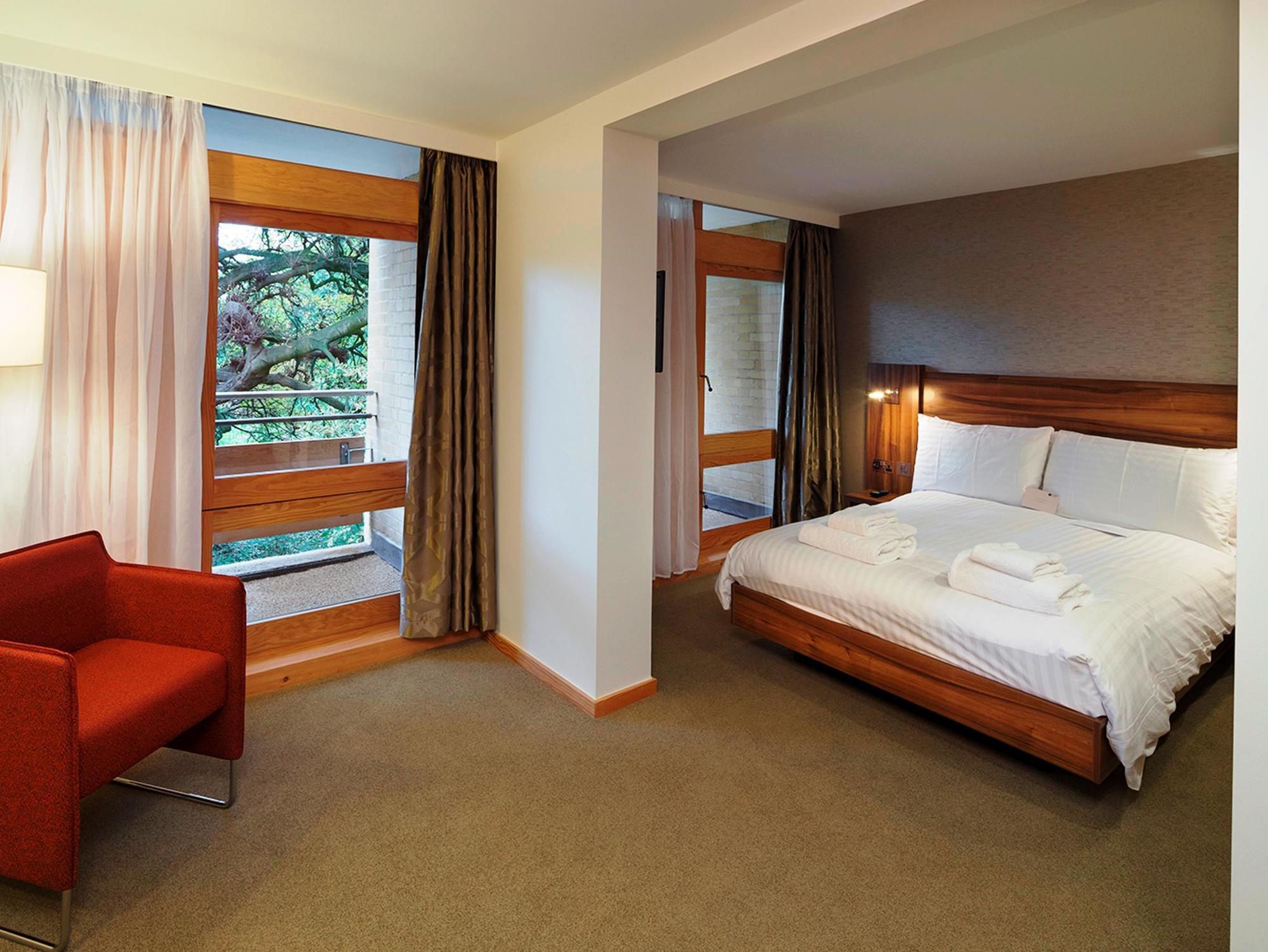 לייסטר College Court Hotel מראה חיצוני תמונה