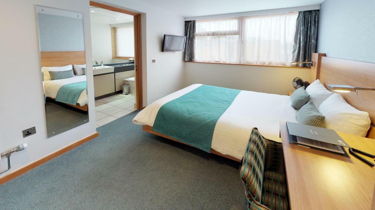 לייסטר College Court Hotel מראה חיצוני תמונה