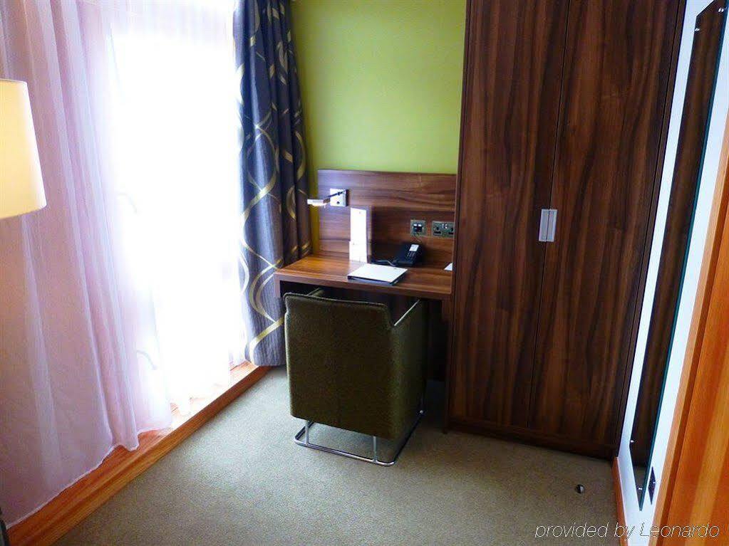 לייסטר College Court Hotel מראה חיצוני תמונה